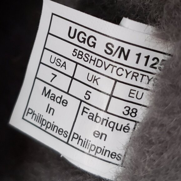 UGG Classic Short Metallic Sparkle Boot Silver Tone Leather size 7 Women's - Picture 7 of 12